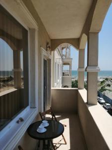 ELLA CASTLE by SEA VIEW
