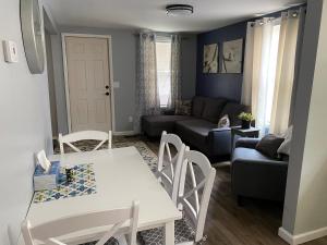 Cozy One Bedroom House