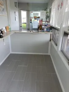 Dollar Inn - Stoystown