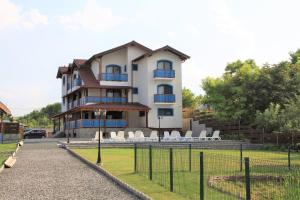 Camere de inchiriat Baltenii de Sus