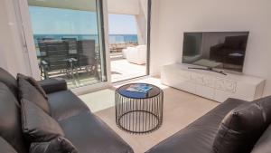 Celere Dona Julia 3 71A