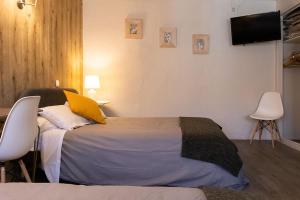 Hotels Hotel Saint Florent : photos des chambres