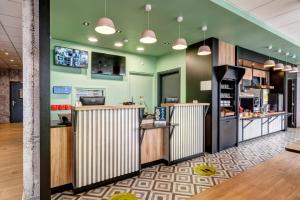 B&B HOTEL Le Port Marly Saint Germain en Laye