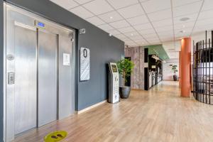 Hotels B&B HOTEL Le Port Marly Saint Germain en Laye : photos des chambres