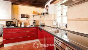 Villa Karim by Villas Holiday