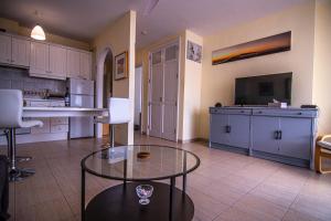 The Heights Sunny Terrace Home