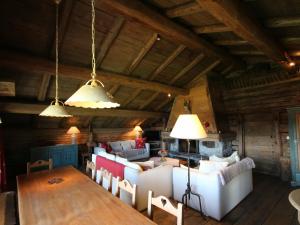 Chalets Chalet Les Saisies, 7 pieces, 11 personnes - FR-1-293-54 : photos des chambres