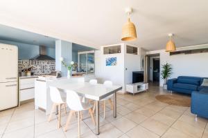 plage st jean RESIDENCE LE GOLFE D AZUR