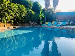 Grand Hôtel de Nîmes 4 étoiles - Uchaud