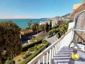 Appartement Menton, 2 pièces, 4 personnes - FR-1-196-159