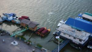 DELTA DANUBE VIEW apart