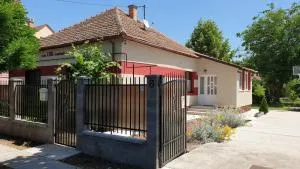 Casa Lyna - Túrkeve