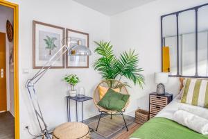 Appartements COCO BEACH - Comme une suite avec terrasse a cote des plages : photos des chambres