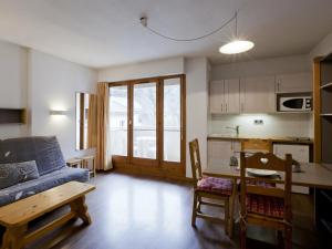 Appartements Studio Brides-les-Bains, 1 piece, 2 personnes - FR-1-512-184 : photos des chambres