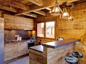 Chalets Chalet Courchevel, 5 pieces, 9 personnes - FR-1-514-20 : photos des chambres