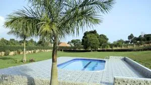 Kaz Breeze Gardens - Mutungo
