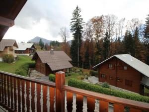 Chalets Chalet Les Carroz d'Araches, 4 pieces, 8 personnes - FR-1-572-107 : photos des chambres