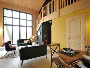 Maisons de vacances Gite Voinemont, 4 pieces, 6 personnes - FR-1-584-83 : photos des chambres