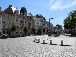 Maisons de vacances Gite Nancy, 3 pieces, 6 personnes - FR-1-584-81 : photos des chambres