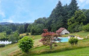 Maisons de vacances Amazing Home In St-hilaires-les-places With Wifi, Outdoor Swimming Pool And Swimming Pool : photos des chambres