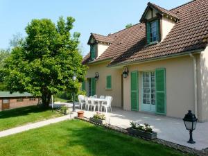 Maisons de vacances Gite Vicheres, 4 pieces, 6 personnes - FR-1-581-91 : photos des chambres