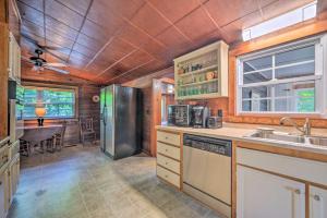 Rustic Dover Retreat w Porch - Walk to Boat Ramp!