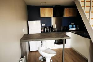 Appartements Logement entier a LA CRECHE : photos des chambres