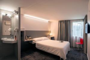 Hotels L'hotel by JOA de Saint-Paul-Les-Dax : Chambre Double - Accessible aux Personnes à Mobilité Réduite 