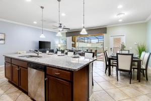 Blue Paisley - Windsor at Westside