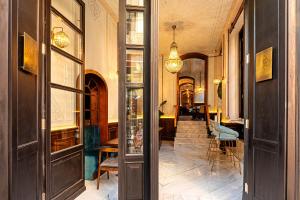 Meroddi Barnathan Hotel