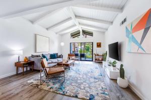 Mountain View Modern Condo Permit# 4340