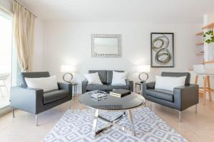 3-Room Apartment in Prestigious Residence