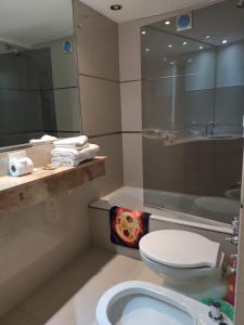 Departamento en microcentro. Hermosa vista de la ciudad y el rio