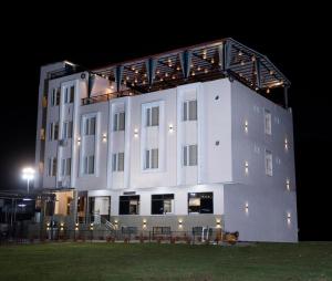 Hotel Bhairav Bagh -100 Mtr from Celebration Mall
