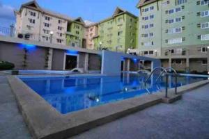 CENTROPOLIS 3, Tropical Modern