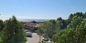 Oceana Summerland Apartment - 马马亚