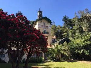 Chalet Relogio Guesthouse - Galamares
