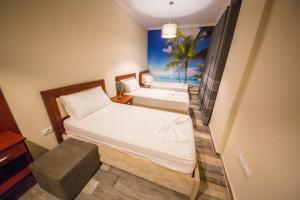 Hotel Summer Stars