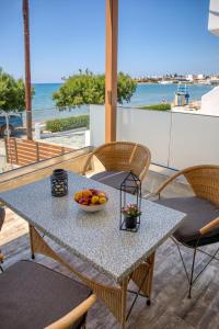 elimia suites and studios