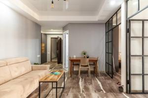 Veli group Apartment in Old City