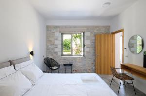 Grand Suite with Sea View room in Margo Beach Hotel