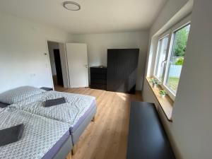 Ferienwohnung Sarah EG