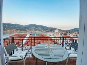 EvageliasVilla sea view