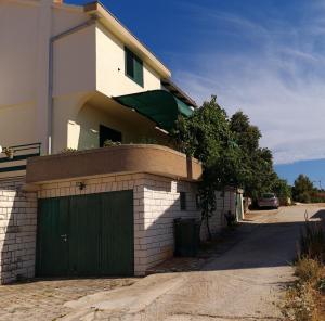 Apartments Dolac 