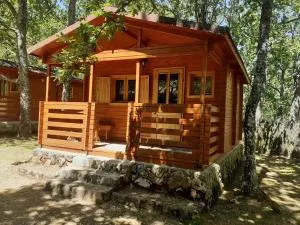 Camping Las Cavenes - La Bastida