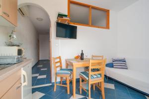 Apartments Molo Mare