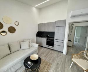 Lambda Holiday Apartments