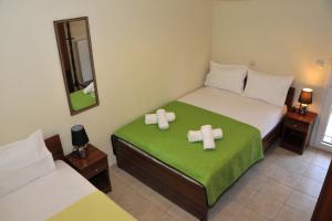 The Other Side of Meteora with lush garden, BBQ & pavillion