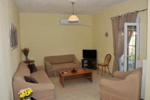 The Other Side of Meteora with lush garden, BBQ & pavillion