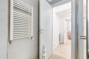 BMGA l The White Crown Apartment in Testaccio